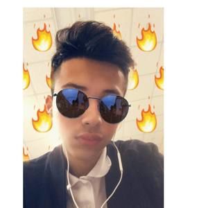 Meet your Posher, Chris